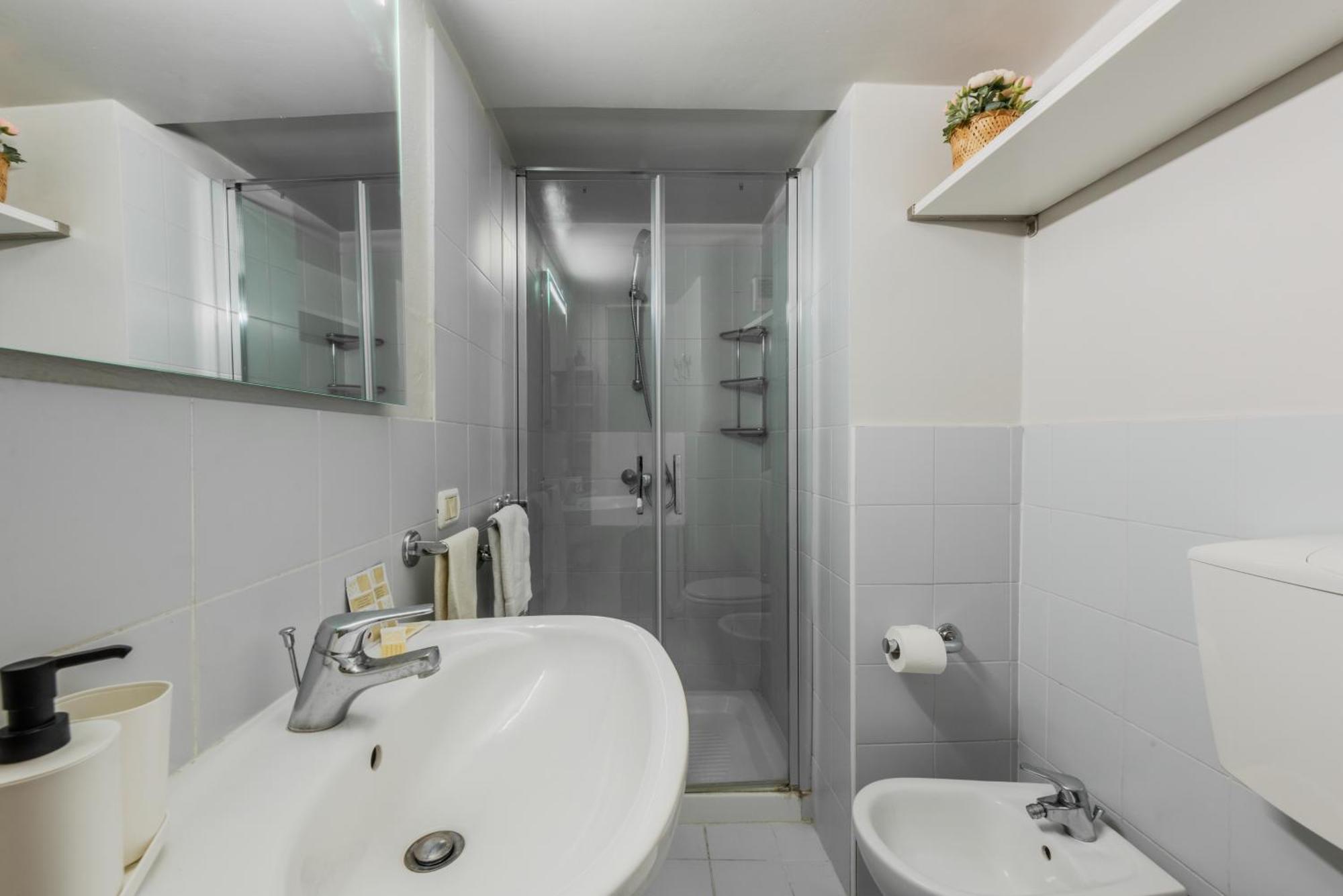 Apartmán Porta Garibaldi Antique Charm Milán Exteriér fotografie